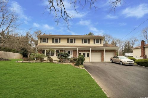 17 Burford Dr, Commack, NY 11725-1903
