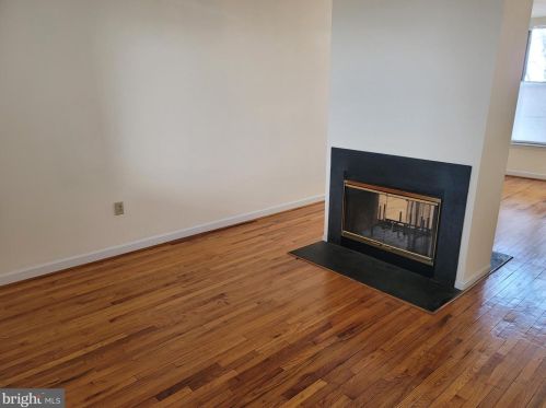 706 10th St, Washington DC  20002-3734 exterior