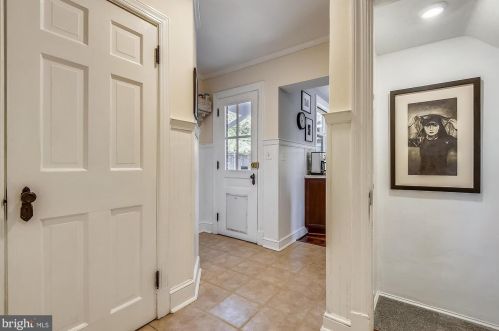 301 Glendale Ave, Alexandria VA 22301-2407 exterior