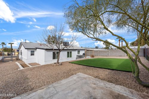 2231 Acoma Dr, Phoenix AZ  85022-4101 exterior