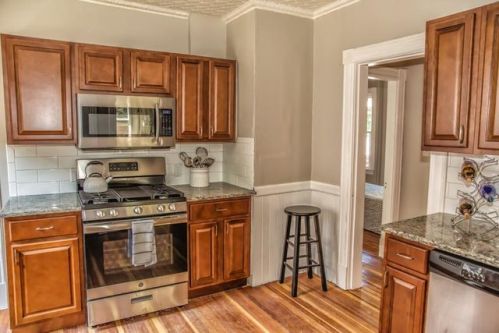 55 Bryant St, Springfield, MA 01108-2406