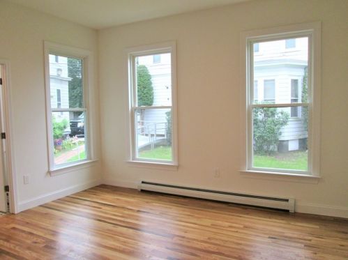 78 Washington St, Lynn, MA 01902-4712