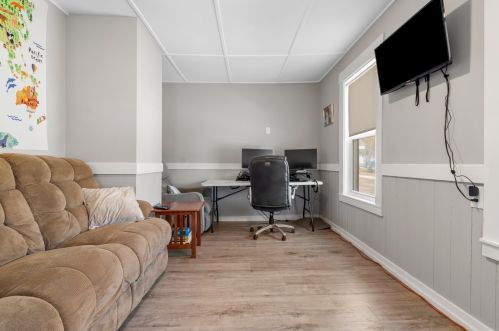 64 Elm St, Concord NH 03303-3324 exterior