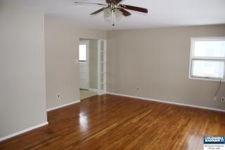 5738 13th St, Topeka KS  66604-2227 exterior