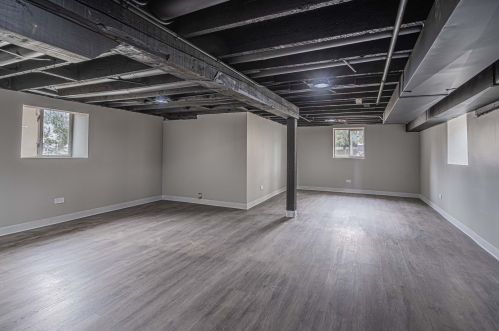 518 6 Ave, Broadview IL 60153-1149 exterior