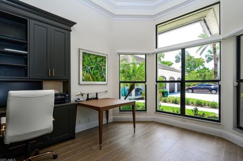 6582 Trl Blvd, Naples FL 34108-2655 exterior