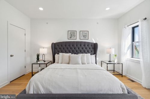 761 Cleveland St, Philadelphia PA 19146-2909 exterior