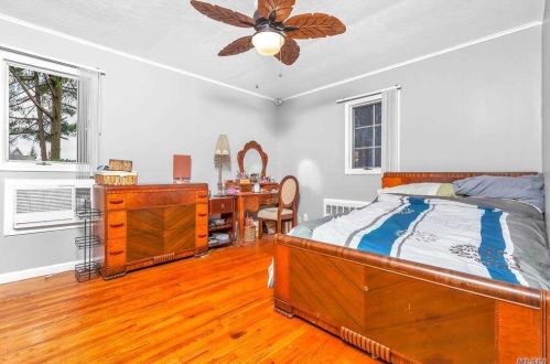 1345 Locust Ave, Bohemia NY 11716-2183 exterior