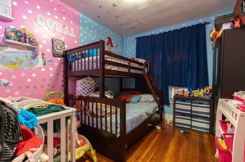 12 Humes St, Providence RI 02907-3203 exterior