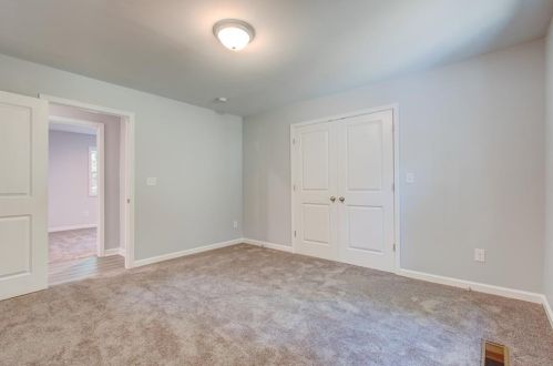 2929 Fran Mar Dr, Gainesville GA 30506-1131 exterior