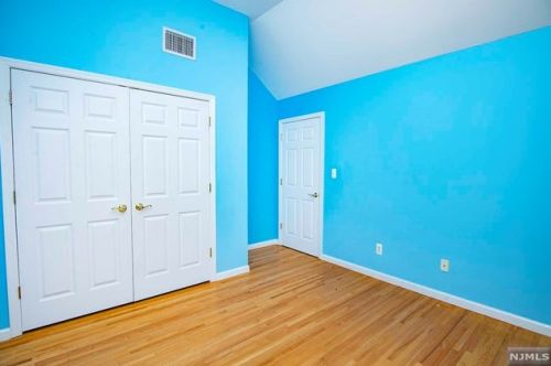 218 Manhattan Ter, Dumont NJ  07628-2234 exterior