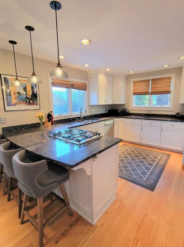 5525 Berkeley Blvd, Milwaukee WI 53217-5139 exterior