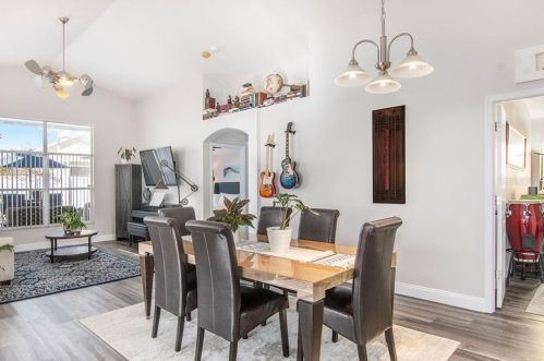 12219 Bishopsford Dr, Tampa FL 33626-1317 exterior