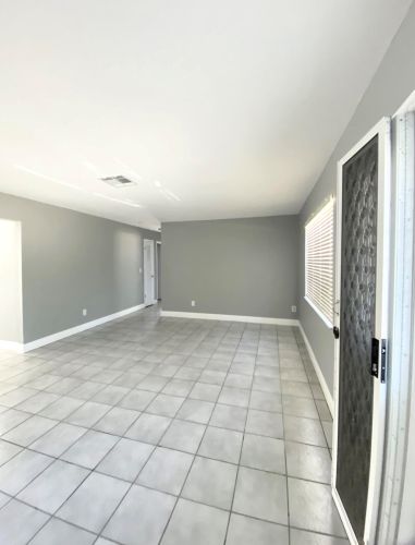 1117 Airoso Blvd, Fort Pierce FL  34983-2552 exterior