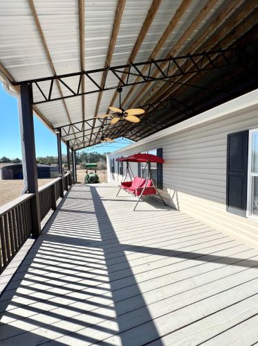 1069 Railroad Ave, Defuniak Springs FL  32433 exterior