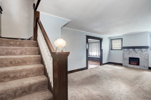 1825 Kleber St, Pittsburgh, PA 15212-1618