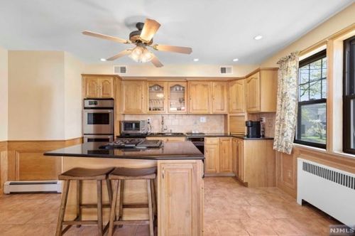 319 Main Ave, Wood-Ridge NJ 07075-2030 exterior