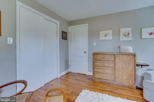 2813 Memorial St, Alexandria VA  22306-1743 exterior