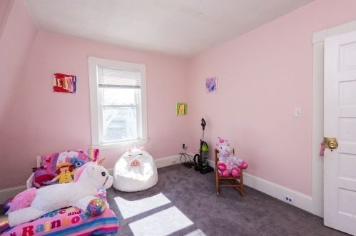 42 Ellsworth Rd, Peabody MA 01960-5325 exterior