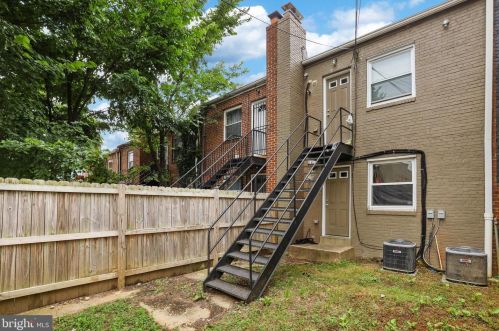 1269 16 St, Washington DC 20002-2555 exterior