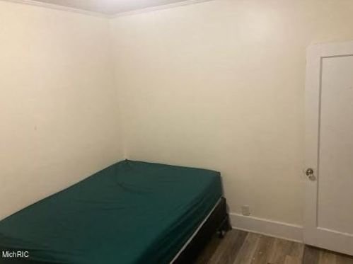 455 Lovell St, Kalamazoo MI 49007-4635 exterior