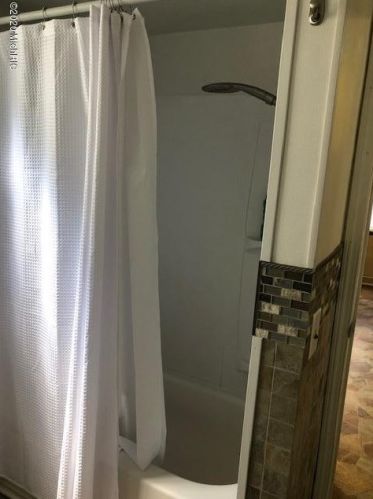 518 Eleanor St, Kalamazoo MI 49007-3710 exterior