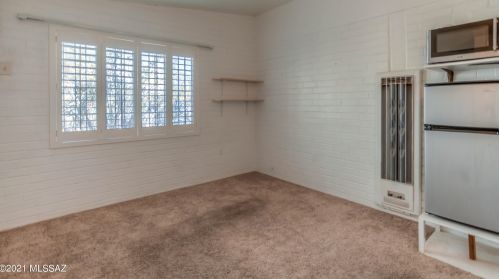 201 Irving Ave, Tucson AZ 85711-6239 exterior