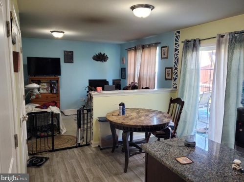 601 East Ave, New Castle DE  19720-6216 exterior