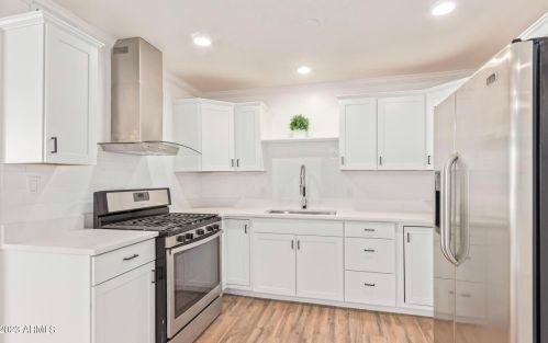 4246 30 Dr, Phoenix AZ 85009-5071 exterior