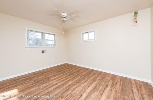 12 Crk Rd, Hazlet NJ 07730-2205 exterior