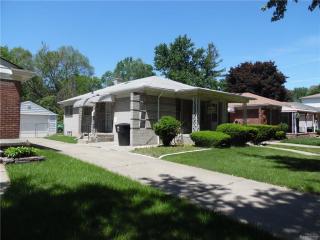 11635 Parkway St, Detroit MI  48239-1363 exterior