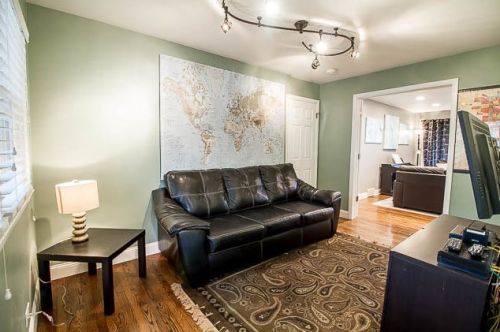 895 Parkside Ave, Elmhurst IL 60126-5027 exterior