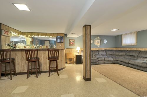 22 Gannet Dr, Commack NY 11725-4904 exterior