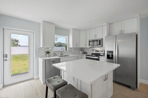 5375 21 Ave, Naples FL 34116-5719 exterior