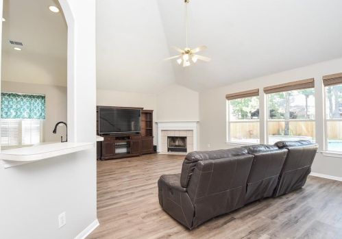 12723 Crater Lk Ct, Humble TX 77346-3092 exterior