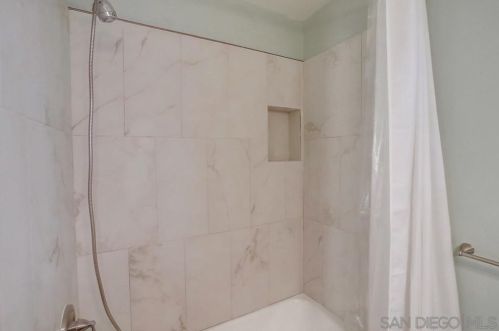 1078 Devonshire Dr, San Diego CA 92107-4038 exterior