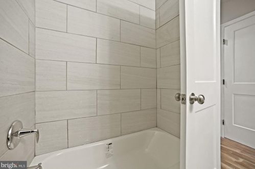 355 Parkland Pl, Washington DC 20032 exterior