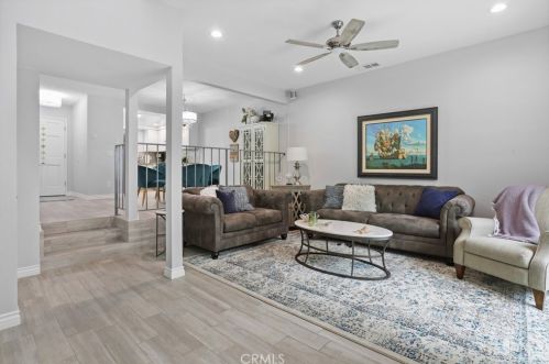 5524 Driftwood St, Oxnard CA  93035-1039 exterior