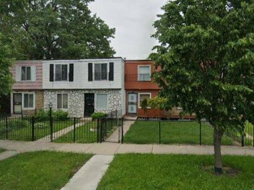 6904 Parnell Ave, Chicago, IL 60621-2429