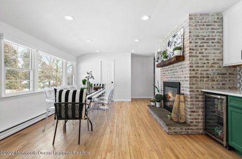 284 Pelican Rd, Middletown NJ 07748-3040 exterior