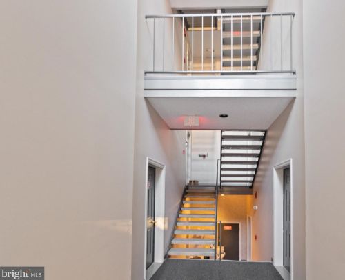 275 Pickett St, Alexandria VA 22304-4737 exterior