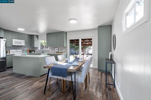 3659 Edmonton Way, Concord CA  94520-1407 exterior