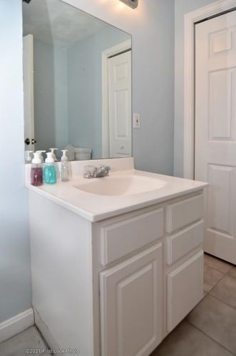 76 Verdi St, Providence RI  02904-4736 exterior