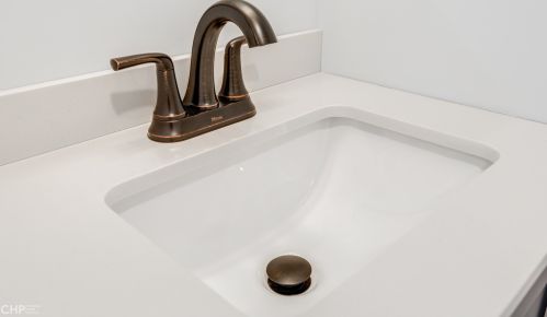 9925 Emerald Ave, Chicago IL  60628-1033 exterior