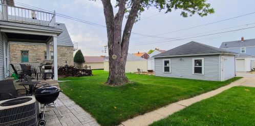 3153 25th St, Milwaukee, WI 53215-4416