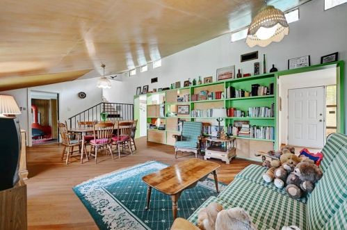 1804 Alta Vis Ave, Austin TX 78704-5226 exterior