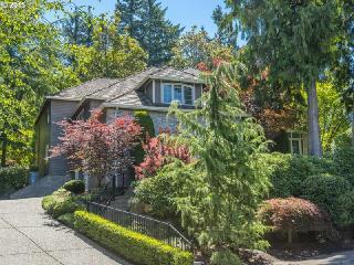 3166 125th Pl, Portland OR  97229-3992 exterior