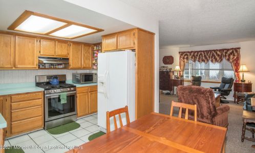 22 Connecticut Concourse, Jackson Twp NJ 08527-1425 exterior