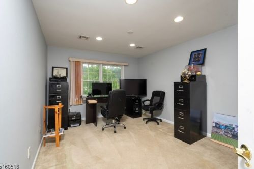 68 Terrace Ave, Town Center NJ  07052-3662 exterior