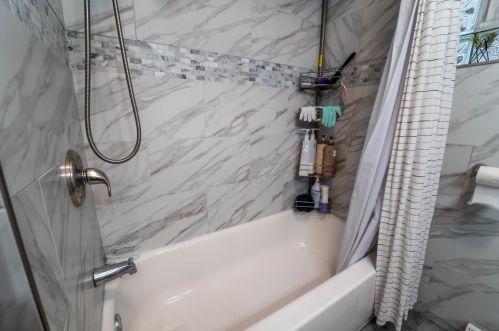 6042 Kildare Ave, Chicago IL 60629-4903 exterior